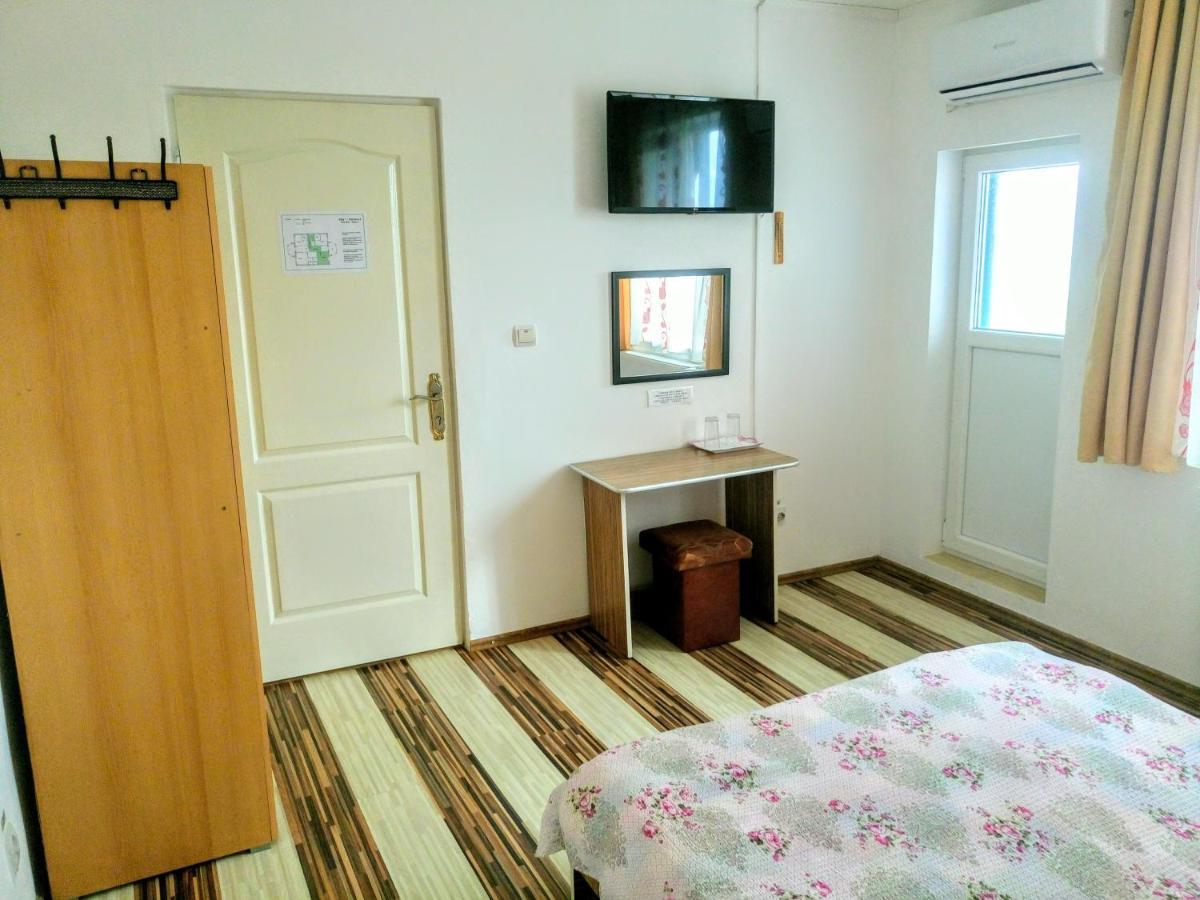 Teo Guest Rooms Băile Felix Екстериор снимка